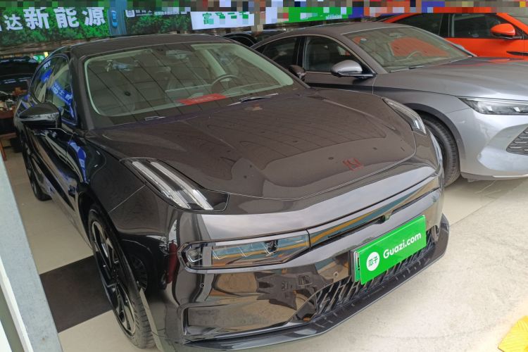 Used Zeekr 001 2022 Long-Range Dual-Motor WE Edition Front Right 45 Deg