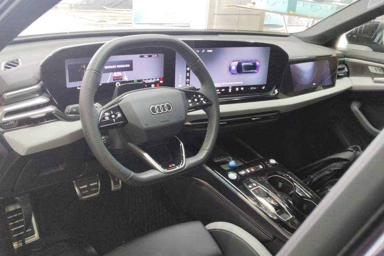 Used Audi A5L 2026 2.0T Sport quattro Center Console