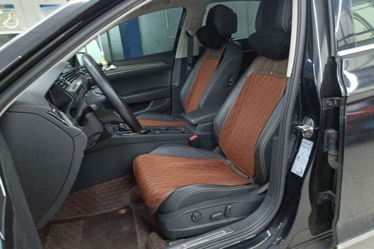 Used Volkswagen Magotan 2020 330TSI DSG Luxury Edition