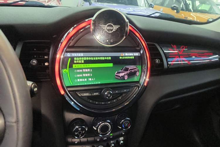 Used MINI 2021 1.5T COOPER Classic Edition Five-Door Version
