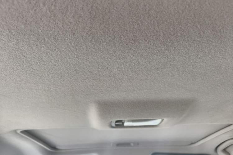 Used Nissan Tiida 2016 1.6L CVT Cool Dynamic Edition