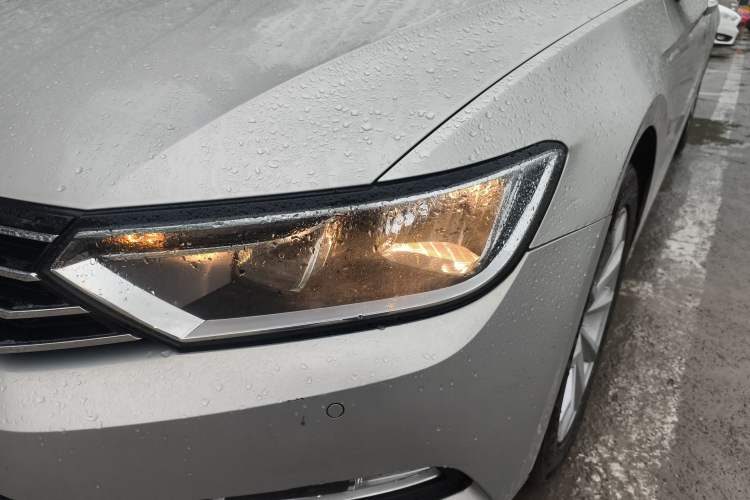 Used Volkswagen Magotan 2017 330TSI DSG Leading Model Left Front Headlight