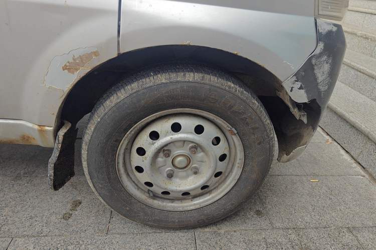 Used BAIC Weiwang 306 2013 1.2L Value Edition Basic 7-Seater A12 China IV Standard
