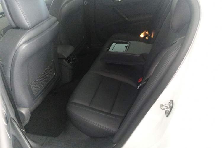 Used Peugeot 508 2015 1.8THP Automatic Prestige Edition Left Rear Seat