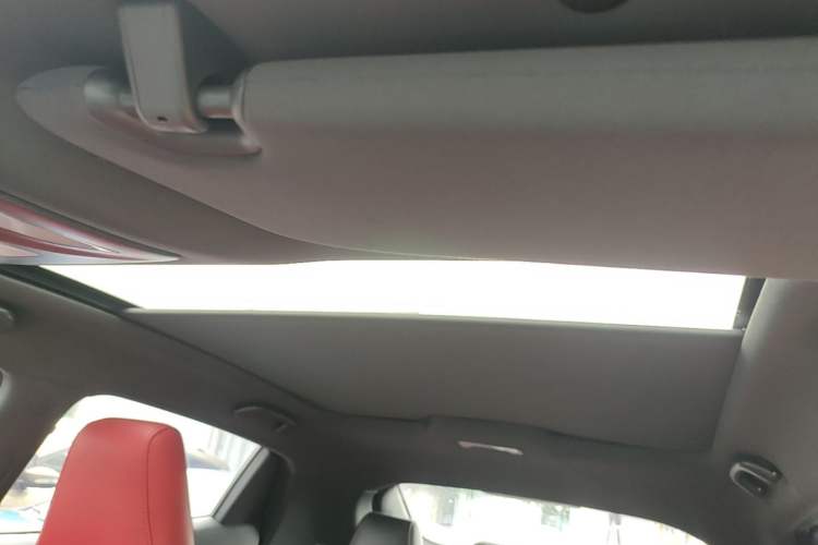 Used CHANGAN UNI-T 2020 1.5T Prestige Version
