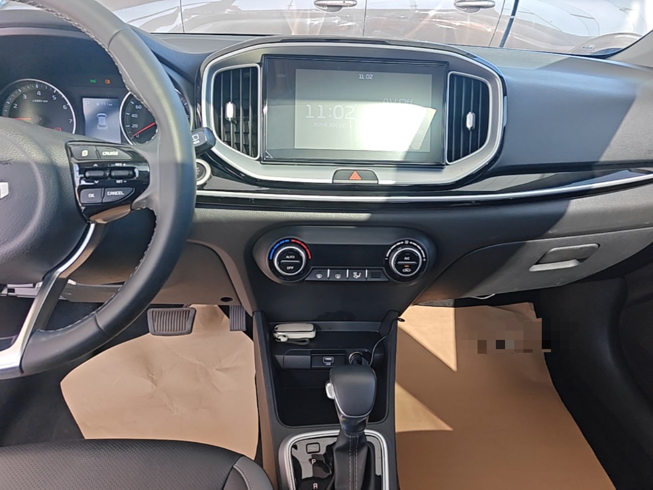Kia kx1 Stonic 2021 1.4L CVT Sunroof Model — снимка 15