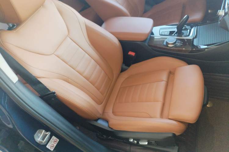 Used BMW X3 2018 xDrive30i Luxury Model M Sport Package China V Right Front Seat