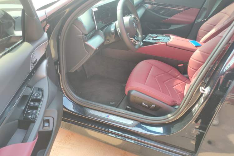 Used BMW 5 Series 2025 530Li Leading Model M Sport Package