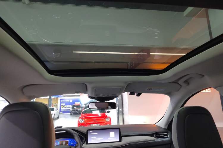 Used Ford Escape 2020 EcoBoost 245 Four-Wheel Drive Luxury Edition