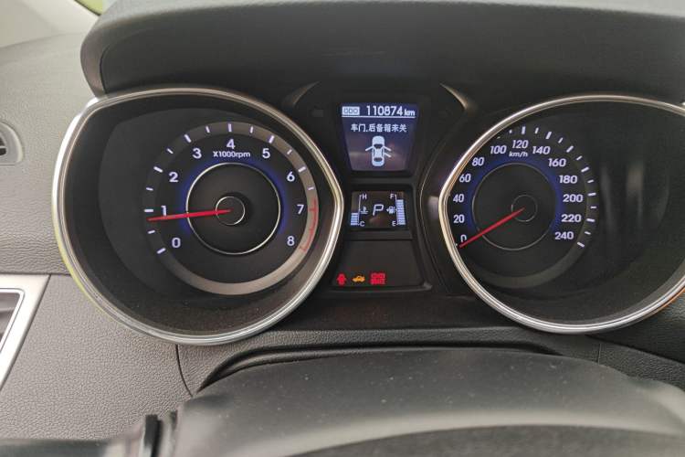 Used Hyundai Elantra (5th Generation / Langdong) 2013 1.6L Automatic Luxury Model