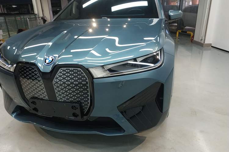 Used BMW iX 2022 xDrive40
