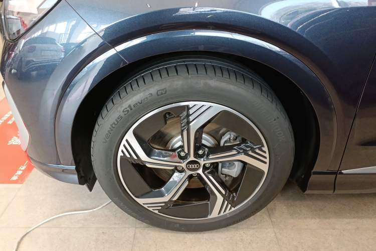 Used Audi Q4 e-tron 2024 40 e-tron Boundary Edition
