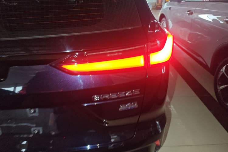 Used Honda Breeze 2023 240TURBO Two-Wheel-Drive Elite PRO 7-Seater