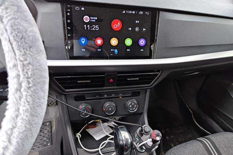 Used Volkswagen Lavida 2019 1.5L Automatic Fashion Edition China VI Audio And AC Panel