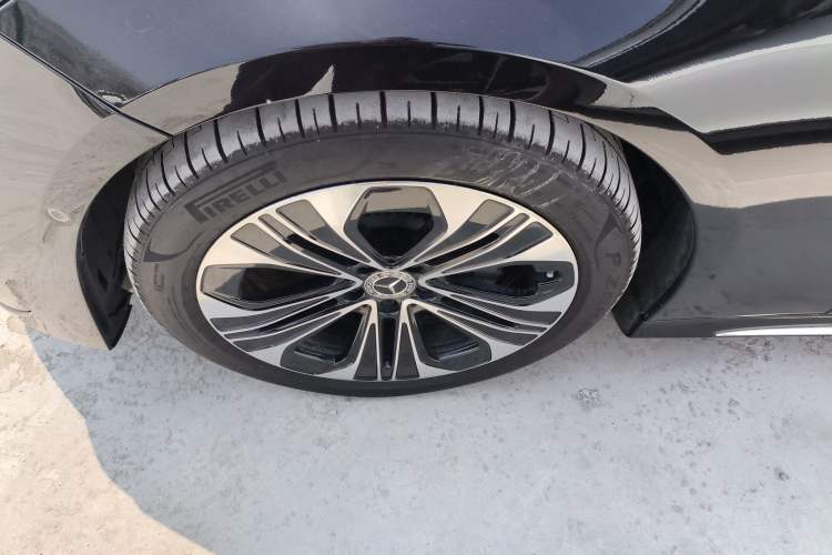 Used Mercedes-Benz E-Class 2024 Facelift E 300 L Fashion Sport Edition
