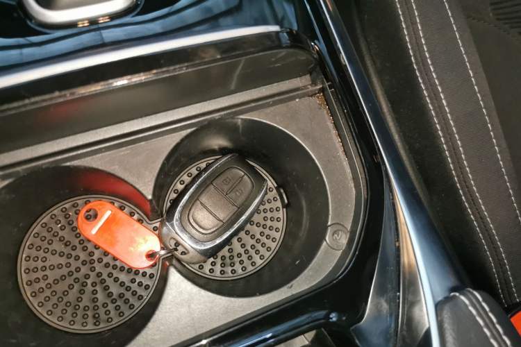 Used SAIC MAXUS G20 2021 PLUS 2.0T Gasoline Automatic Luxury Edition