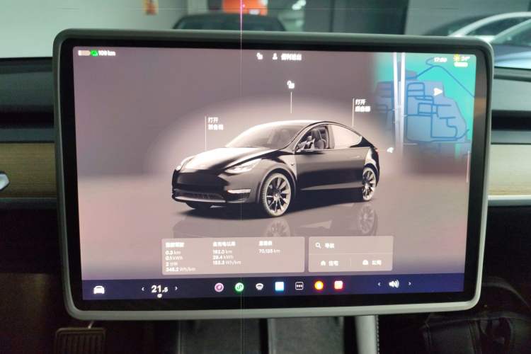 Used Tesla Model Y 2022 Long-Range All-Wheel-Drive Version
