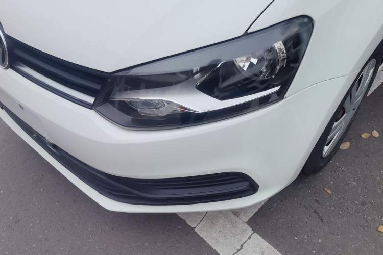 Used Volkswagen Polo 2018 1.5L Manual Drive-Comfort Model Left Front Headlight
