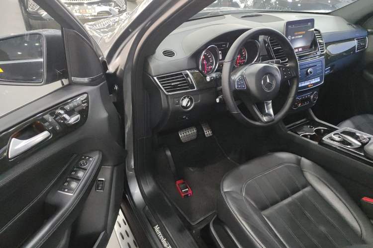 Used Mercedes-Benz GLE-Class 2019 GLE 400 4MATIC Exclusive Edition