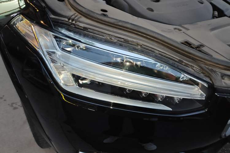 Used Volvo XC90 2024 B6 Zhiya Luxury 7-Seater