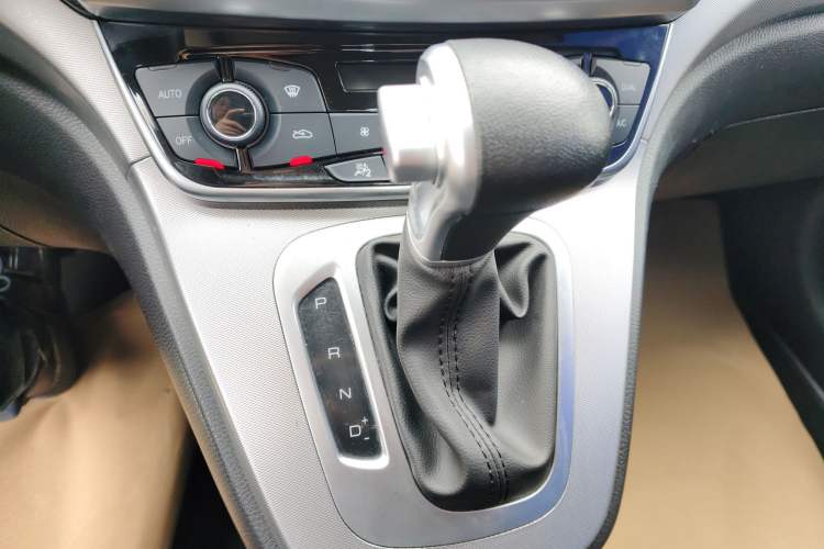 Used Haval M6 2018 Revised Version 1.5T DCT Two-Wheel Drive Elite Edition
