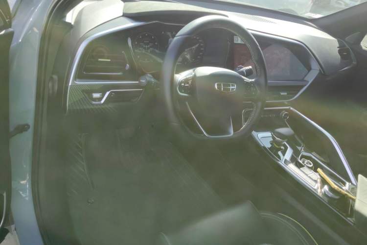 Used Geely Auto Monjaro S 2021 2.0TD Automatic Two-Wheel Drive Lightning Edition
