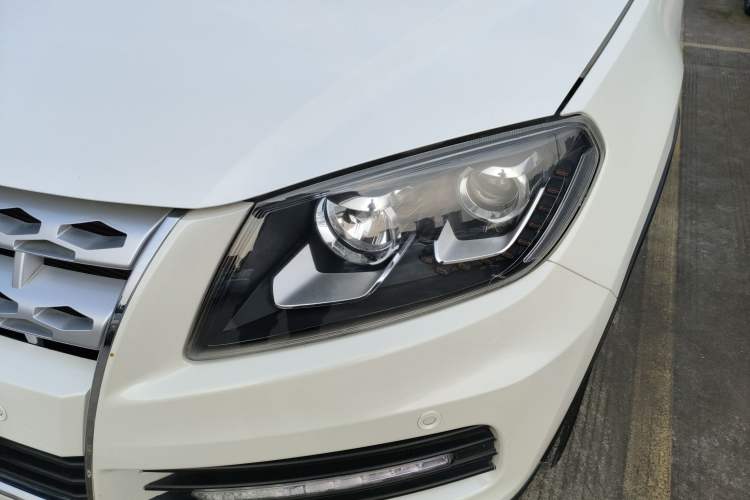 Used Yema T70 2016 Upgraded Model 1.8T CVT Flagship Edition
