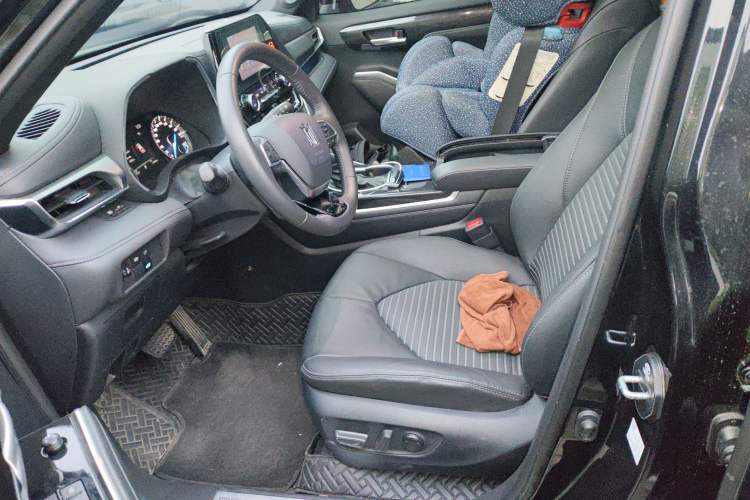 Used Toyota Crown Kluger 2023 2.5L HEV Four-Wheel Drive Luxury Edition
