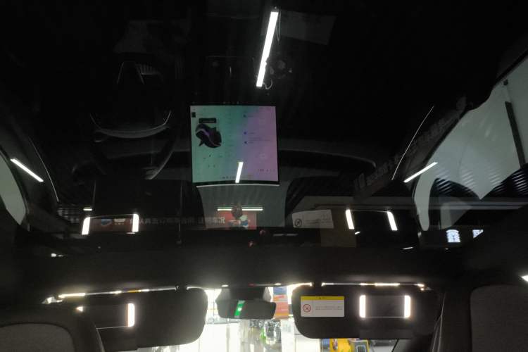 Used Tesla Model Y L 2025 Model Long-Range All-Wheel-Drive Version