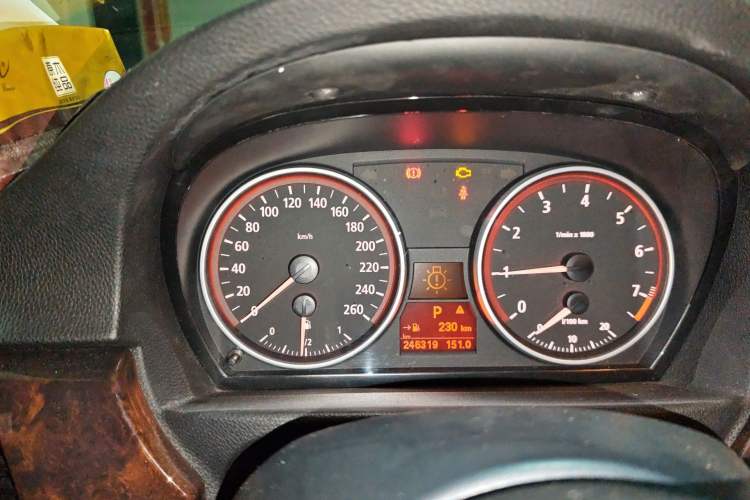 Used BMW 3 Series 2005 325i Sport Edition Instrument Cluster
