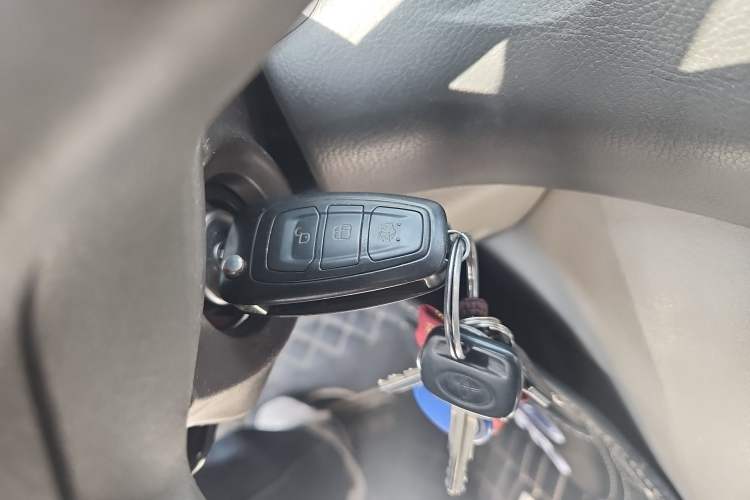 Used Ford Focus 2012 Sedan 1.6L Automatic Comfort Model Vehicle Key