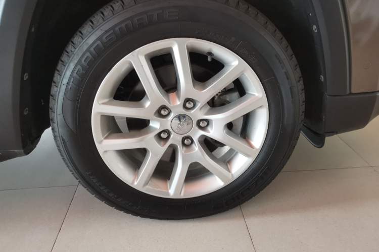 Used Jeep Commander 2018 2.0T Two-Wheel Drive Enjoy Edition China V Right Front Wheel Hub