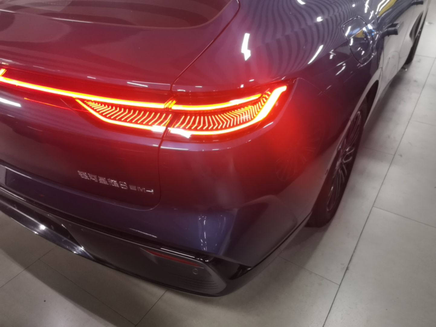 Geely Galaxy 8 2025 130km EM-i Flagship Edition — снимка 9