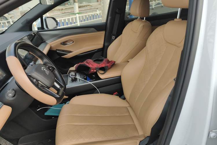 Used BYD Song L DM-i 2024 112 km Leading Edition