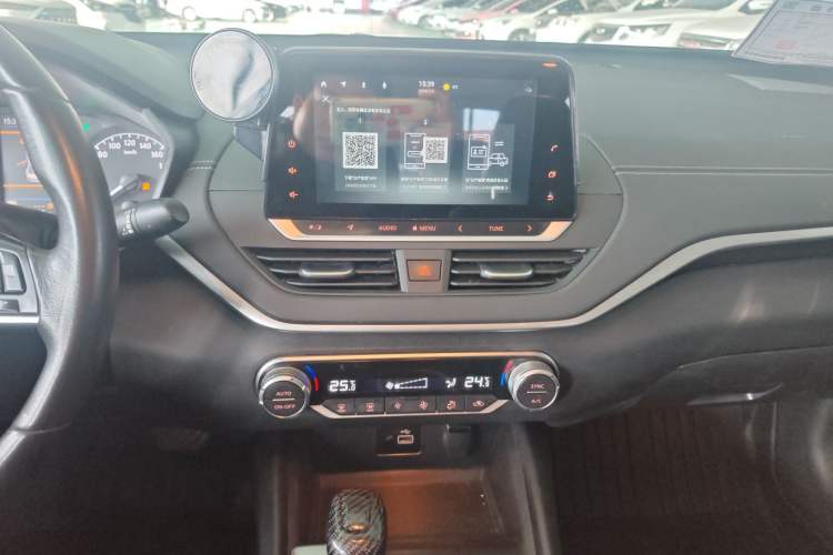 Used Nissan Teana 2020 2.0L XL Comfort Edition Audio And AC Panel