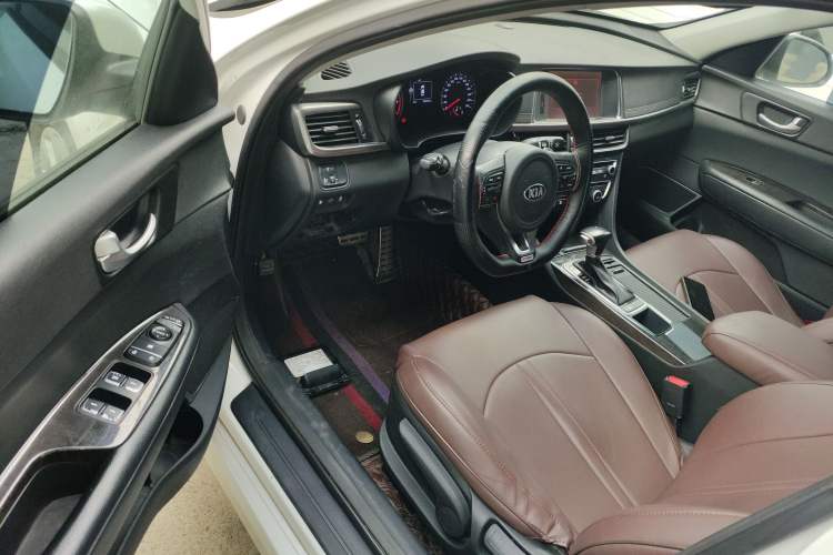 Used Kia K5 2016 1.6T Automatic LUX
