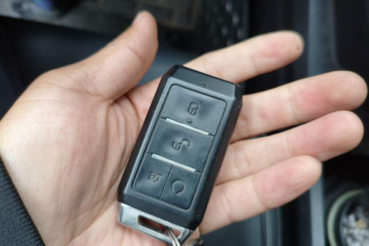 Used BYD e2 2019 Standard Range Model – Smart & Comfortable Version Vehicle Key