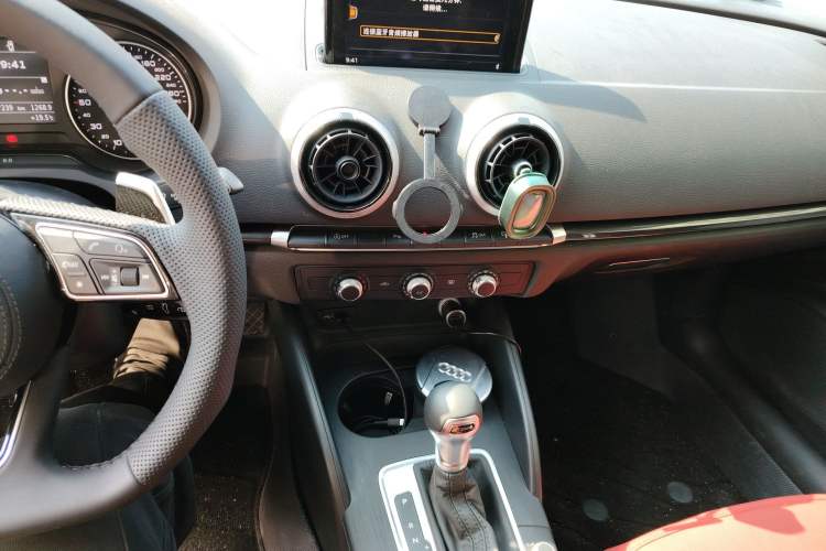 Used Audi A3 2017 Sportback 35 TFSI Fashion Model
