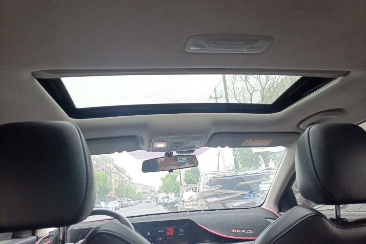 Used CHANGAN Eado 2020 PLUS 1.6L GDI Manual Luxury Model Headliner