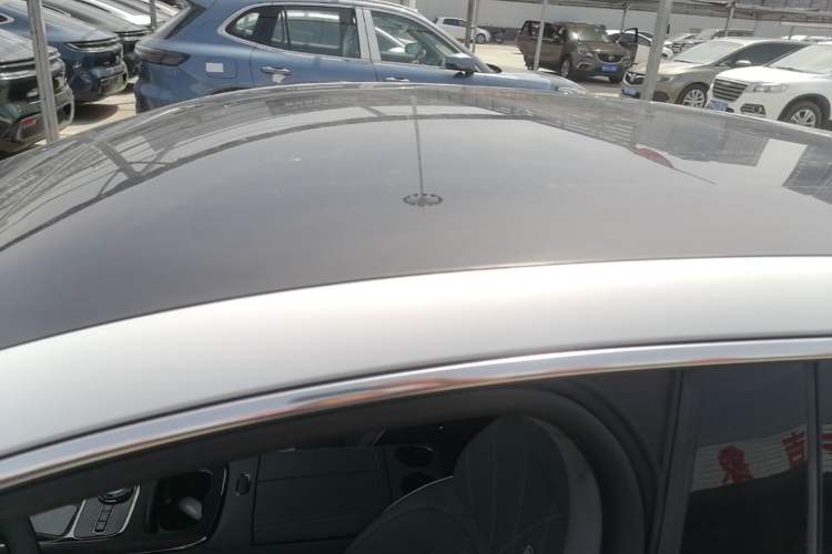 Used Geely Galaxy E8 2025 700 km Long-Range Intelligent Driving Version Roof