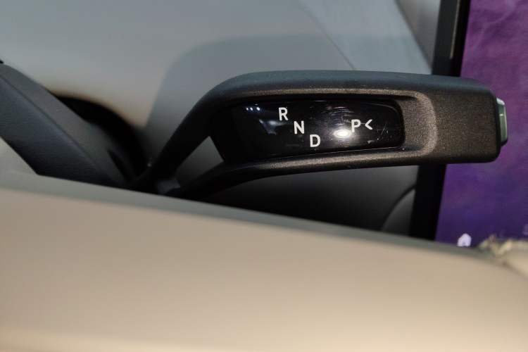 Used Xiaomi Auto YU7 2025 Ultra-Long Range High-Performance All-Wheel-Drive Max Edition
