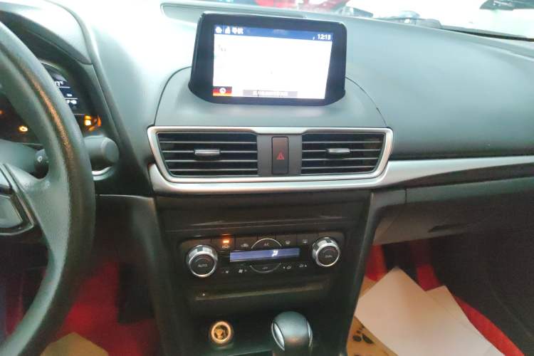 Used Mazda Mazda 3 Axela 2017 Sedan 1.5L Automatic Luxury Model Emission Standard China V
