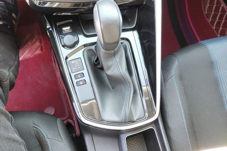 Used Peugeot 308 2018 1.6L Automatic Luxury Edition
