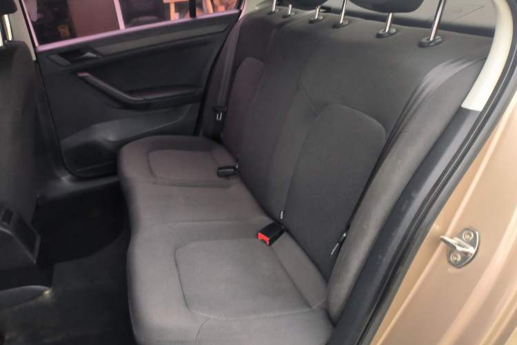 Used Volkswagen Jetta 2017 1.5L Automatic Fashion Model