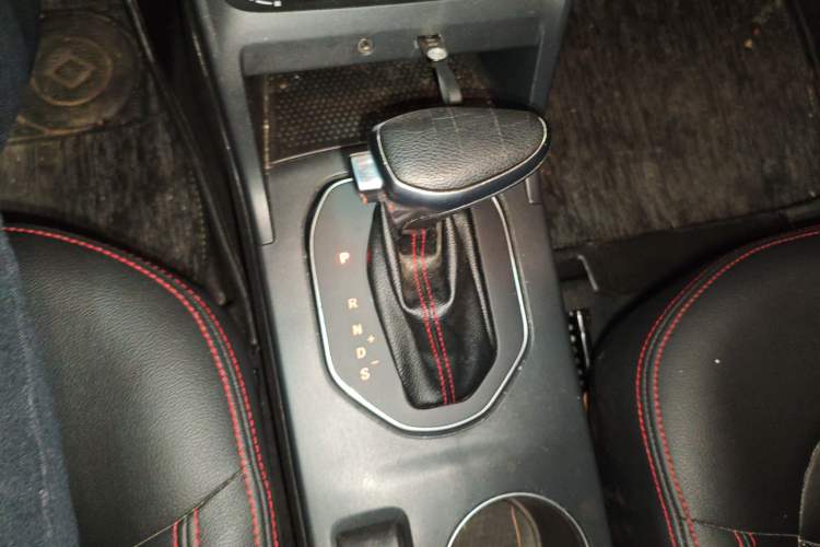 Used FAW Senya R7 2017 1.6L Automatic Smart Version