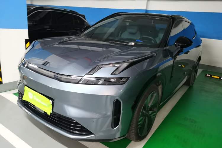 Used Lynk & Co 08 EM-P 2025 245km Ultra-Long Range Halo