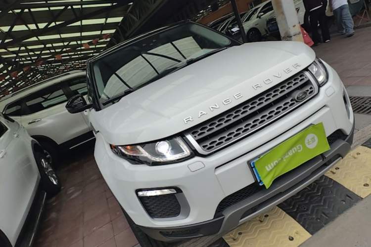 Used Land Rover Range Evoque 2017 2.0T British-Style Prestige Edition
