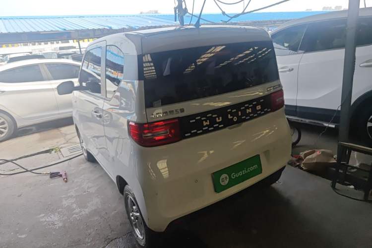 Used Wuling Hongguang MINIEV 2020 Freedom Version Lithium Iron Phosphate Exterior 2