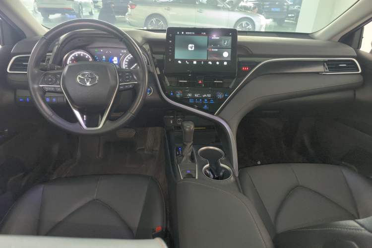 Used Toyota Camry 2021 2.0G Luxury Edition