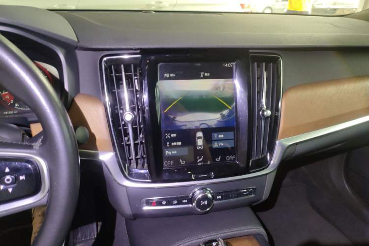 Used Volvo S90 2017 T5 Smart Luxury Edition